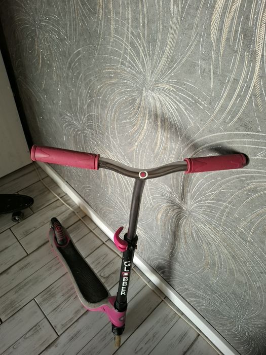 Самокат двухколесный