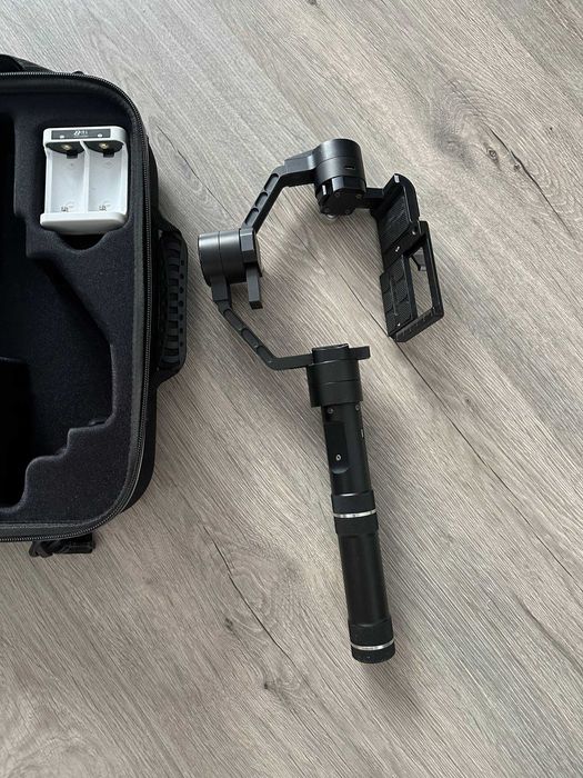 Sistem de stabilizare Zhiyun Crane M Stabilizator