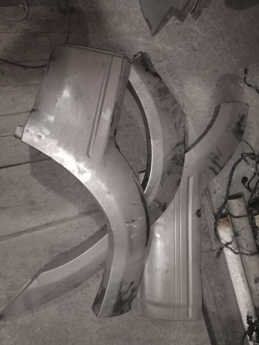 Пластик и проводка на Прадо