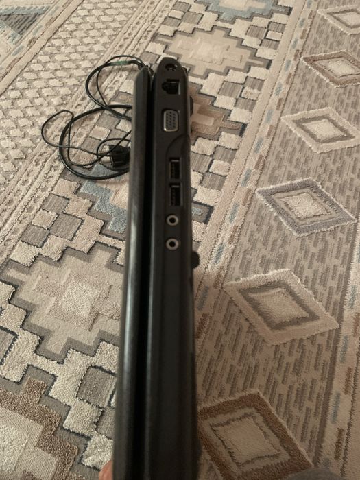 Ноутбук Asus win7