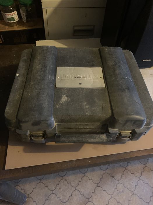 куфари за машини