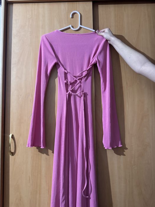 Продам розовое платье