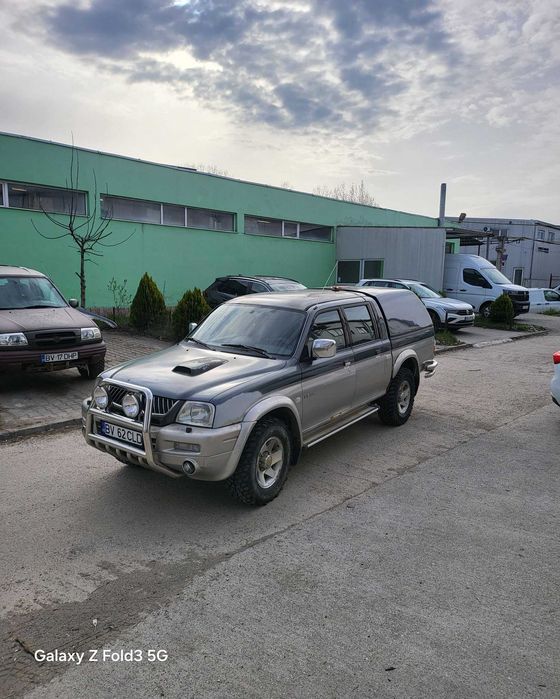 MITSUBISHI L200
