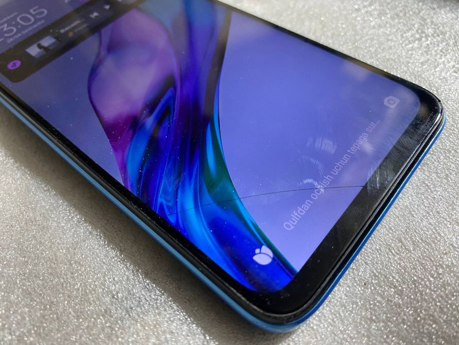 Redmi not 11 4g sotiladi xamma joyi radnoy faqat orqa krishka koʻtaril