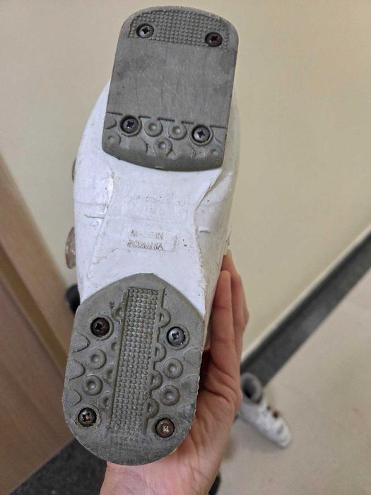 детски ски и ски обувки rossignol