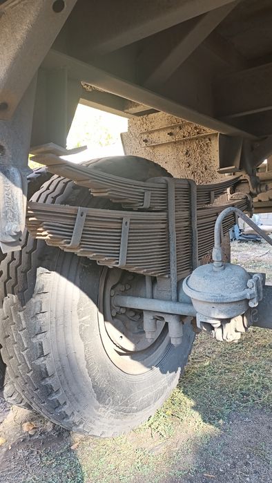 Продам прицеп самосвал
