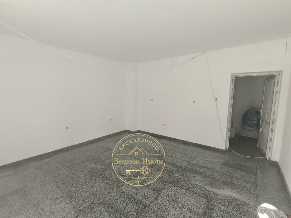 Дава се под наем Офис в Пловдив, Филипово - 30 кв.м за 600 € - Снимка #2