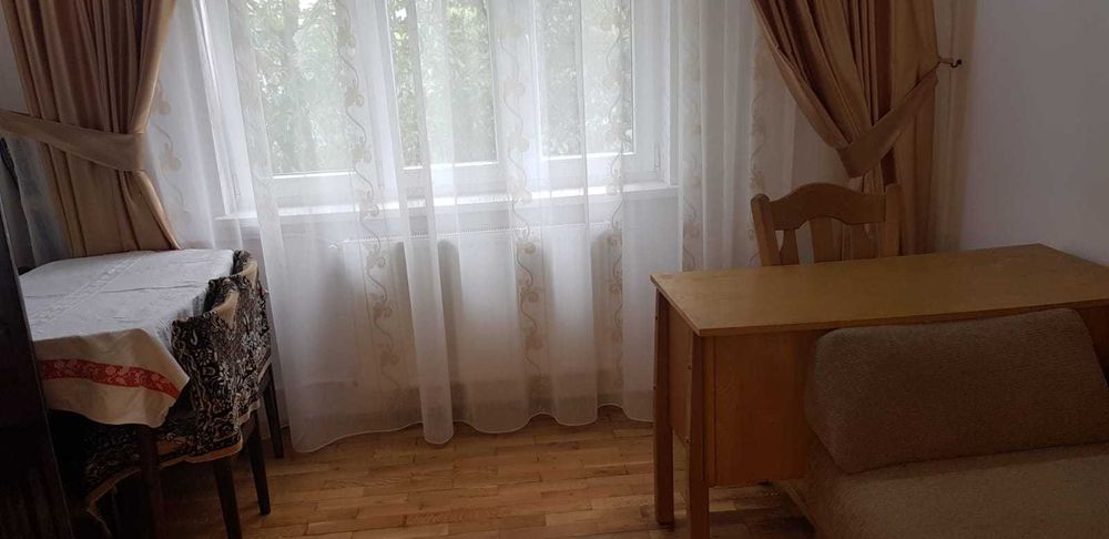 Închitiez apartament 2 camere