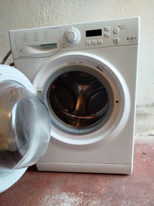 Mașina spălat Hotpoint