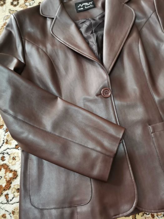 Дамско зимно пухено яке