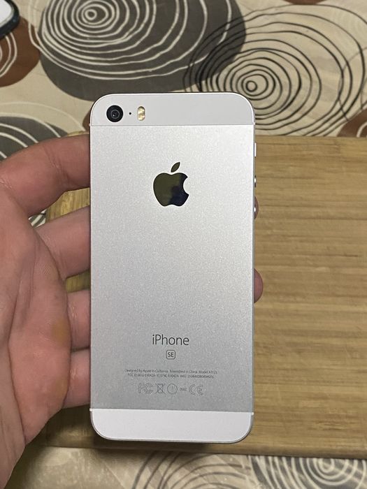 Iphone SE 16GB (2016)