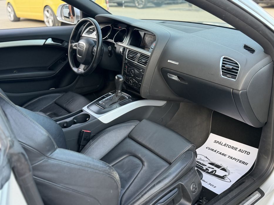 Audi A5 2.7tdi •automat •Sline