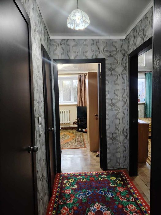 Продам 3-х квартиру 2 "кирпич" 69 кв.м 1/2 ул.Янушкевича д.80