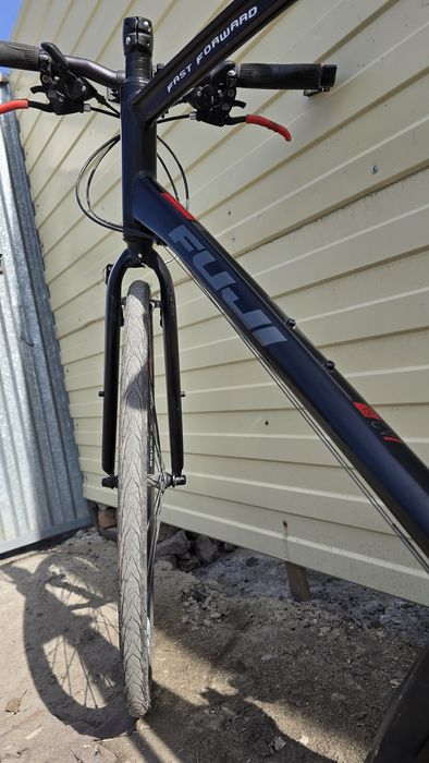 Велосипед FUJI ABSOLUTE 2.0  гибрид