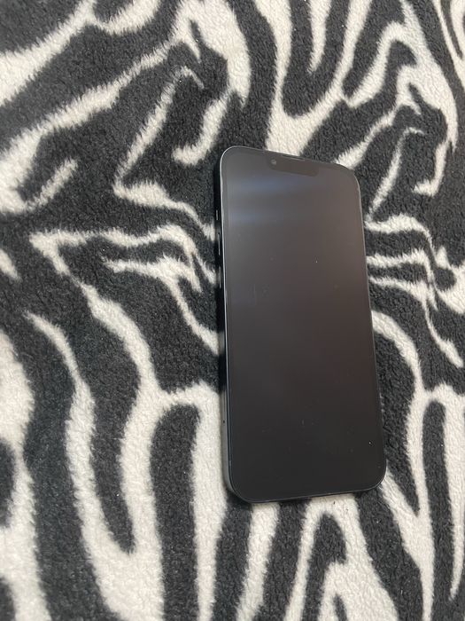 Iphone 13 в идеальном состояние