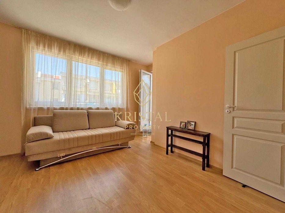 Продава се Тристаен апартамент в к.к. Слънчев бряг - 73 кв.м за 1411 €/кв.м - Снимка #4