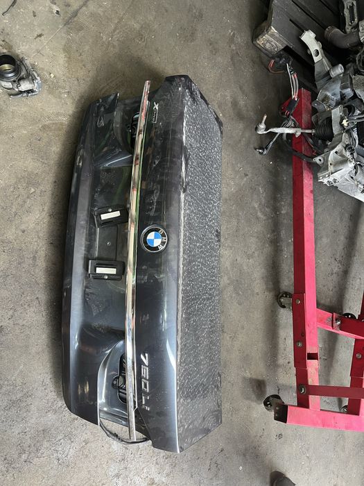 Заден капак бмв 7 г11/12 ( zaden kapak bmw 7 g11/12 )