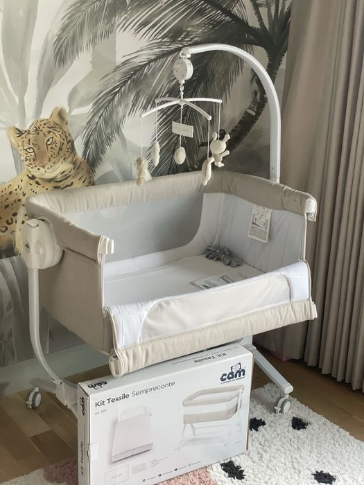 Patut, Cullami, co-sleeper 2 in 1, Cu laterala culisanta, Cu setare unghiulara, Cu roti, Reglabil in 8 pozitii pe inaltime,