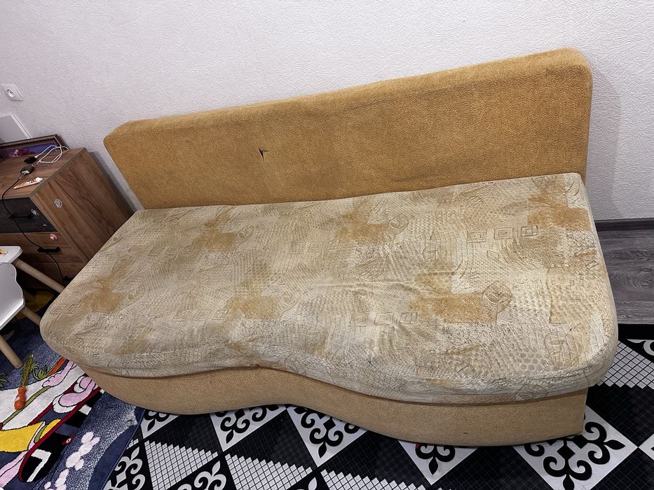 Отдам бесплатно диван самовывоз