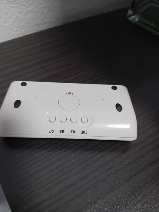 Switch usb cu ceas. Pret 30 lei fix