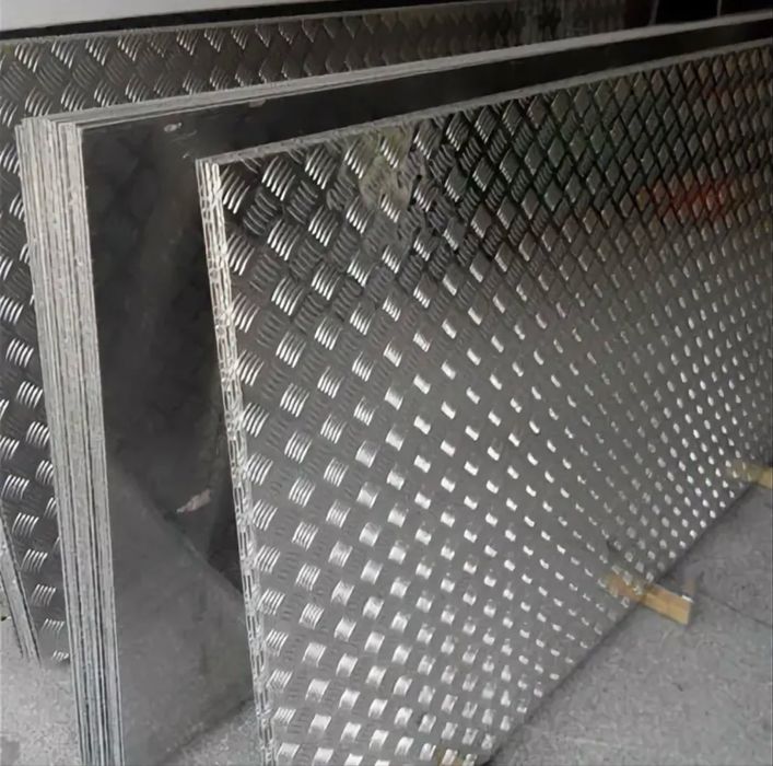 Листы алюминиевые