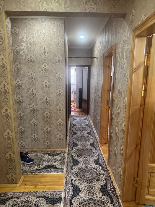 Uy sotiladi 3 xonali