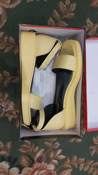 Продам сандали супер