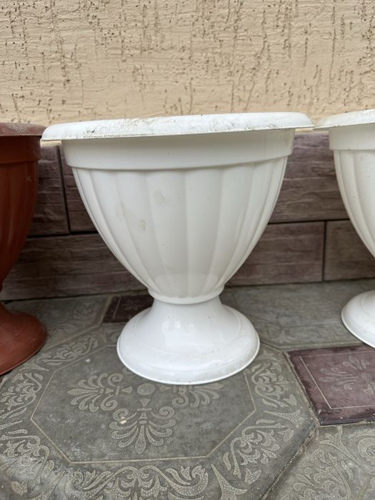 Горшки для цветов