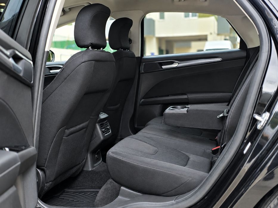 FORD Mondeo 2022 — imagine 4