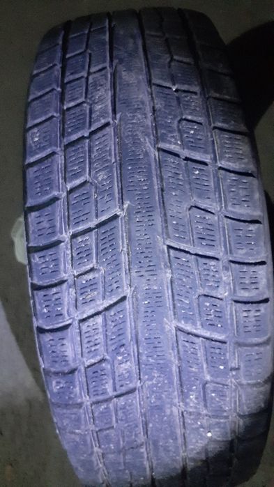 Резина на автомобиль.