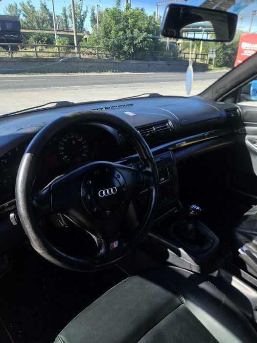 AUDI A4 1996 — imagine 5