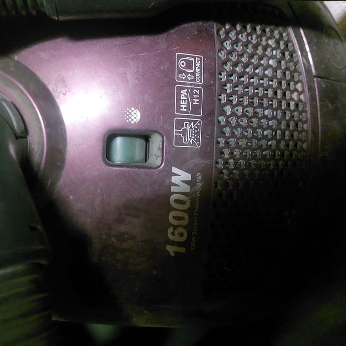 Продам пылесос lg