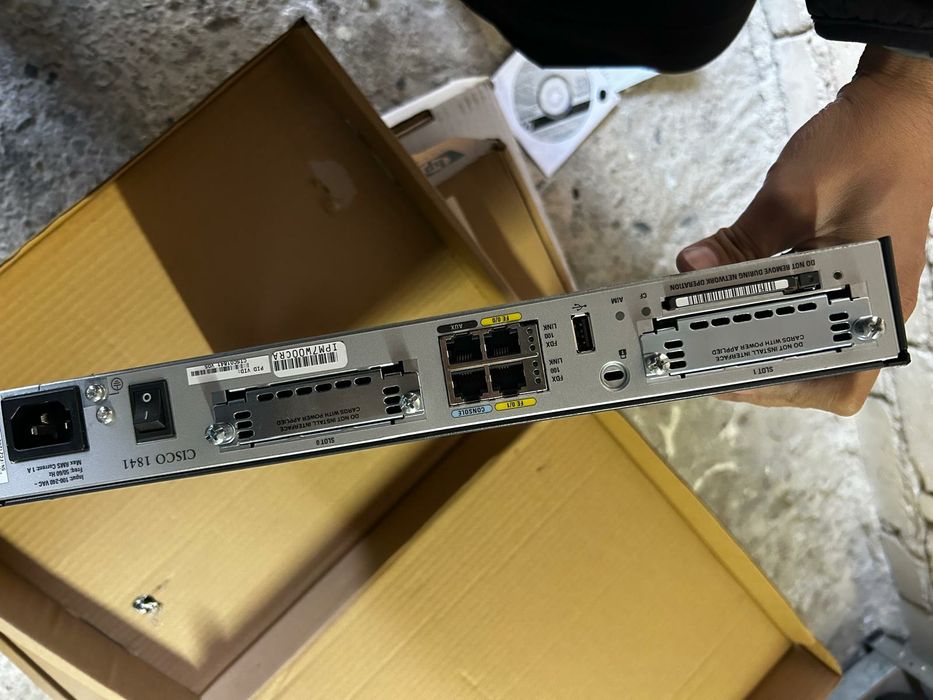 Сървър HP ProLiant DL380 G5 , HP ProLiant DL360 G5, IBM xSeries 335