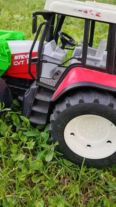 Tractor Steyr, machetă mare