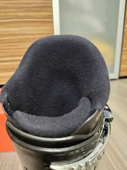 Vând clăpari Rossignol Comp Junior mondo 25