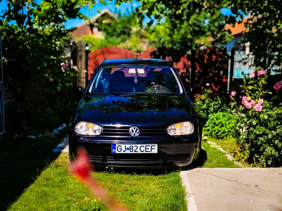VOLKSWAGEN Golf 1999 — imagine 2