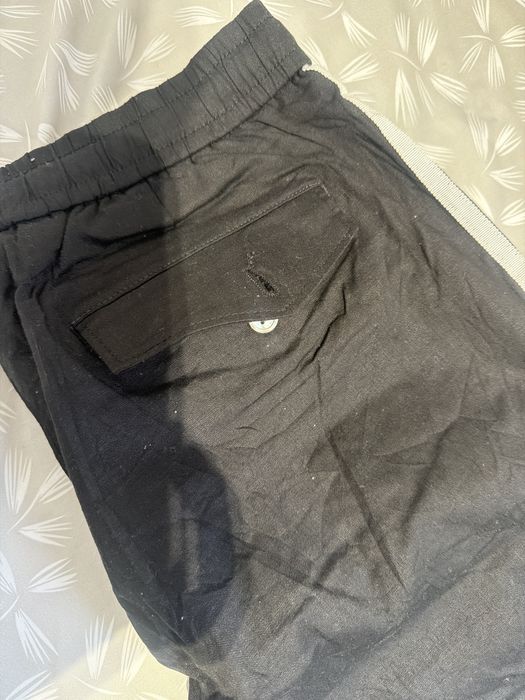 Gucci pants , size S  in very good conditions