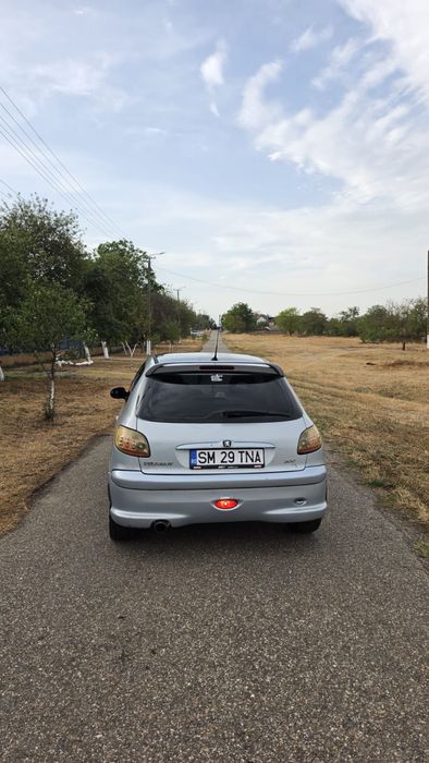 PEUGEOT 206 2001 — imagine 3
