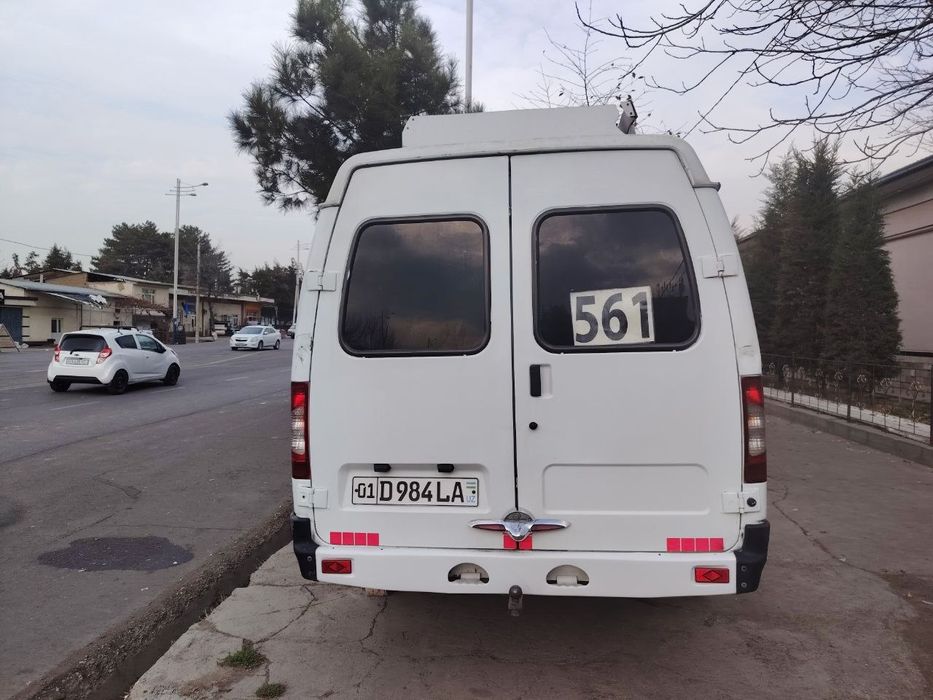 Газель микроавтобус сотилади. Gazel 2005 yil.