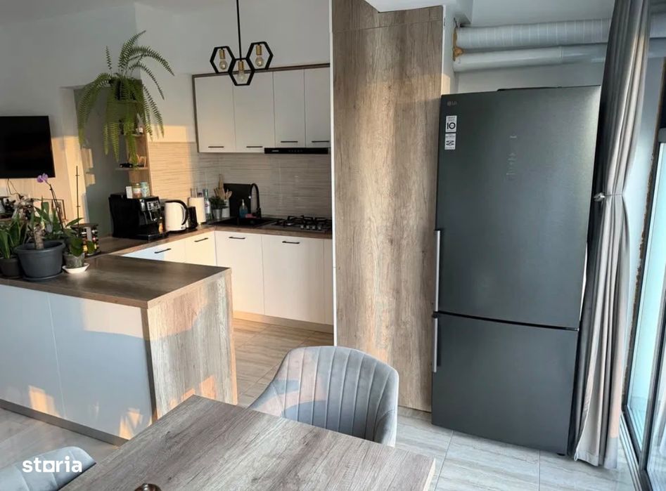 APARTAMENT 3 CAMERE - VEDERE LA LAC – Gherghitei- Comision 0%