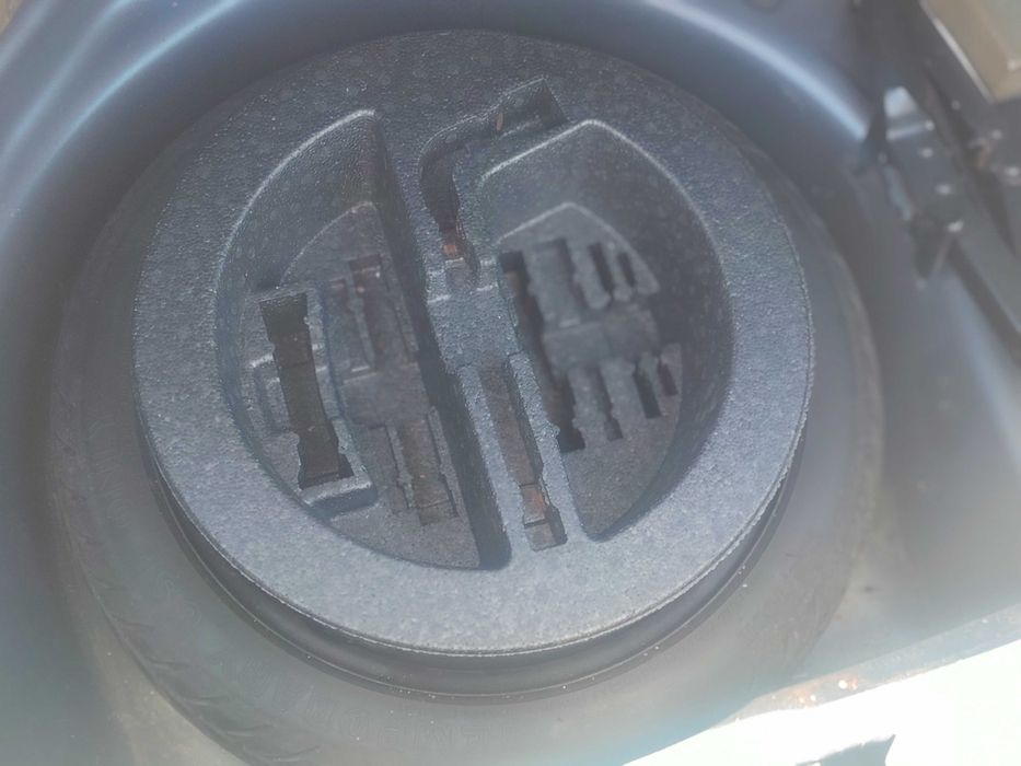 Toyota Avensis 2.0 d4d, Тойота Авенсис на части!!
Юни 2004