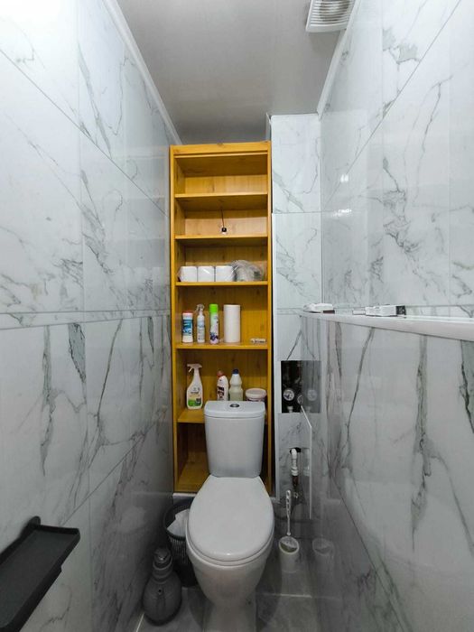 Продам 2 ком , в 12 мкр