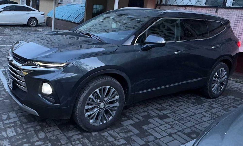 Chevrolet Blazer 650T (2021/2023) в идеальном состоянии