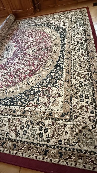 Ковер продам большой