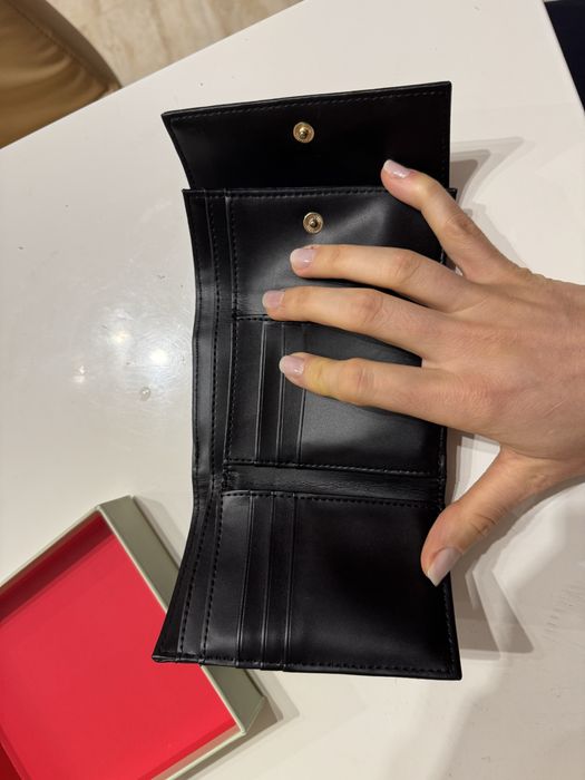 Оригинално кожено, черно портмоне в черен цвят