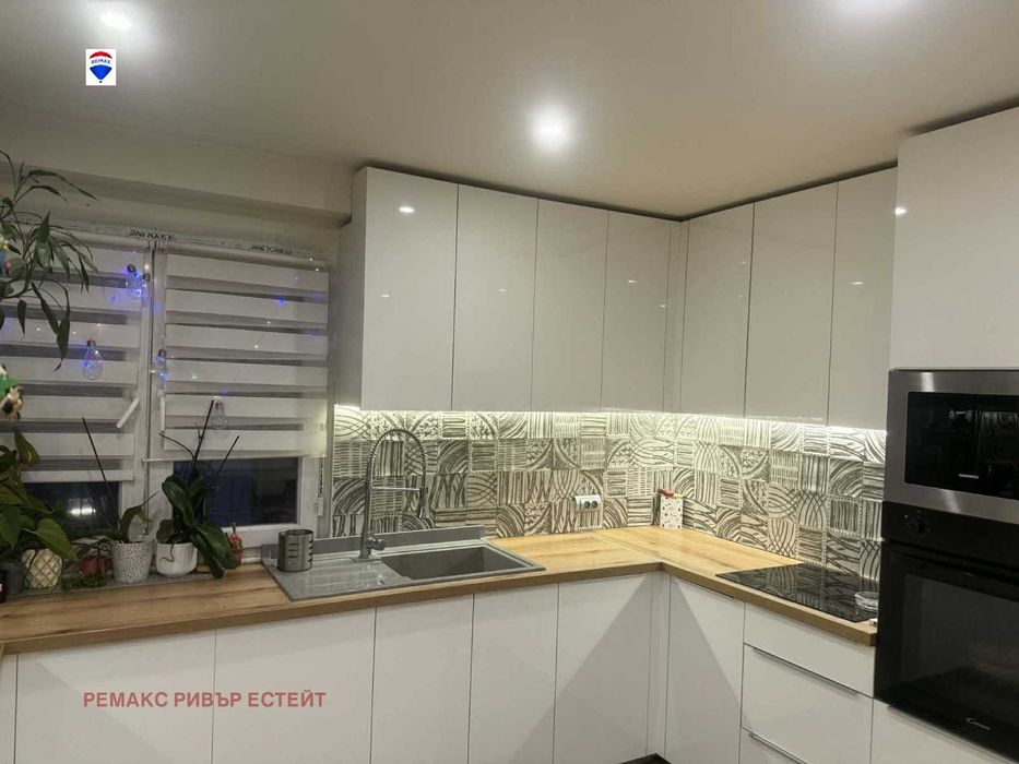 Тристаен апартамент за продажба кв. Възраждане