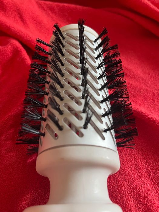 Фен-щетка Rowenta brush activ