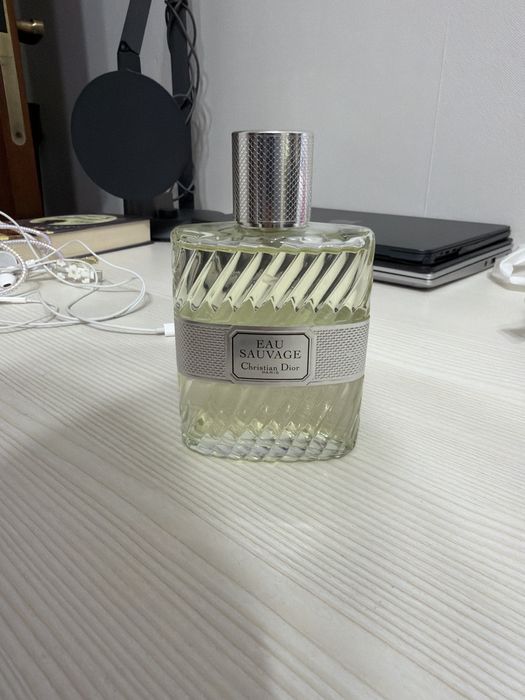EAU SAUVAGE Christian Dior paris