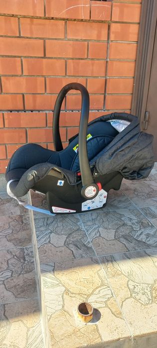 Балаларға арналған қол арба. Детский коляска.