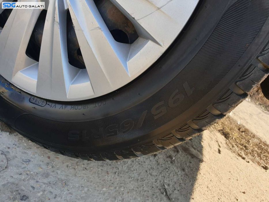 Set 4 Jante Roti Tabla Anvelope Vara Dot 2019 195 65 15 R15 5x112 Volkswagen Passat B7 2010 - 2015 Cod jt15cavvsdgb1